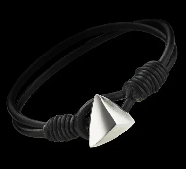 Trygo Leather Bracelet - Black
