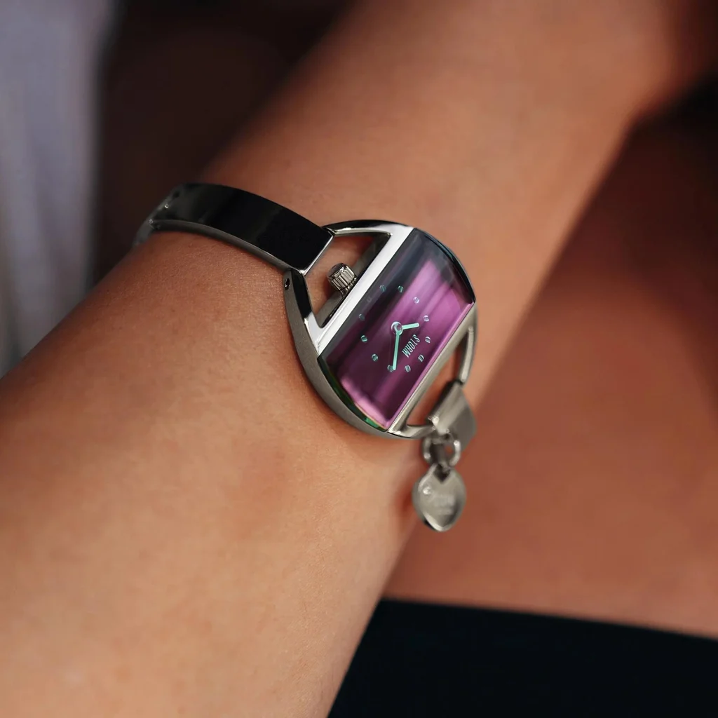 TEMPTRESS CHARM LAZER PURPLE