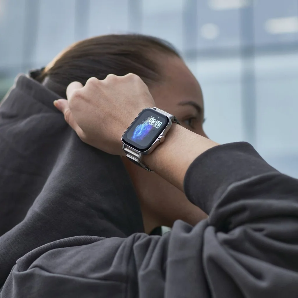SM2 SMART WATCH MESH SILVER
