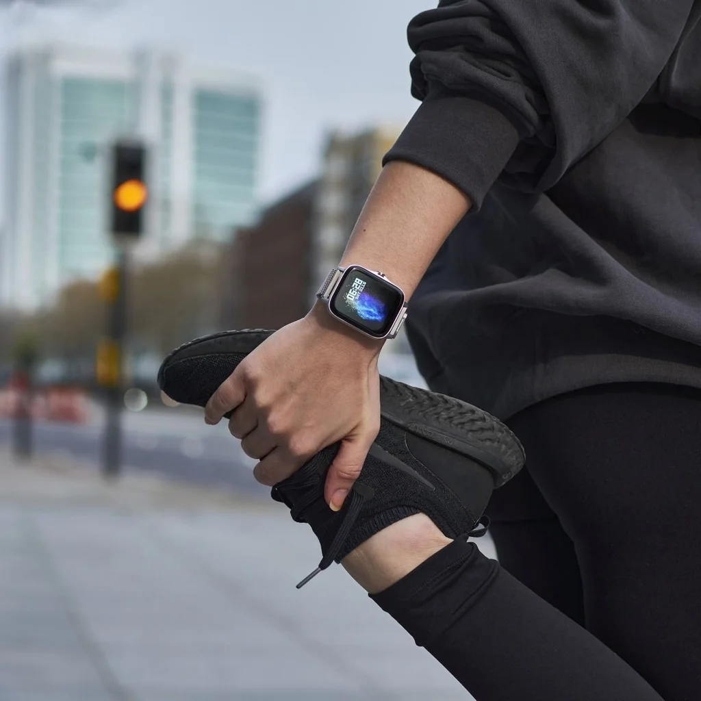 SM2 SMART WATCH MESH SILVER