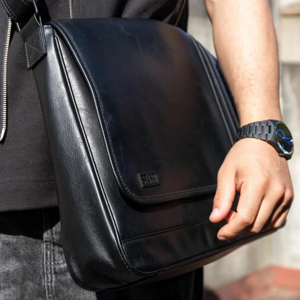 ATLAS MESSENGER BLACK